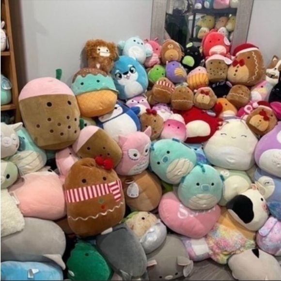 ✨HOST PICK✨ New Rare Squishmallow Box - Large Mystery Box of Squishmallow (25”+) - Picture 6 of 11
